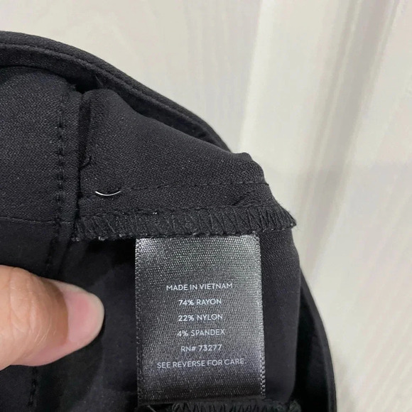 Simply Vera Wang Large Bootcut Mid-Rise Pants Everyday Luxury UltraStretch Black - Picture 6 of 10